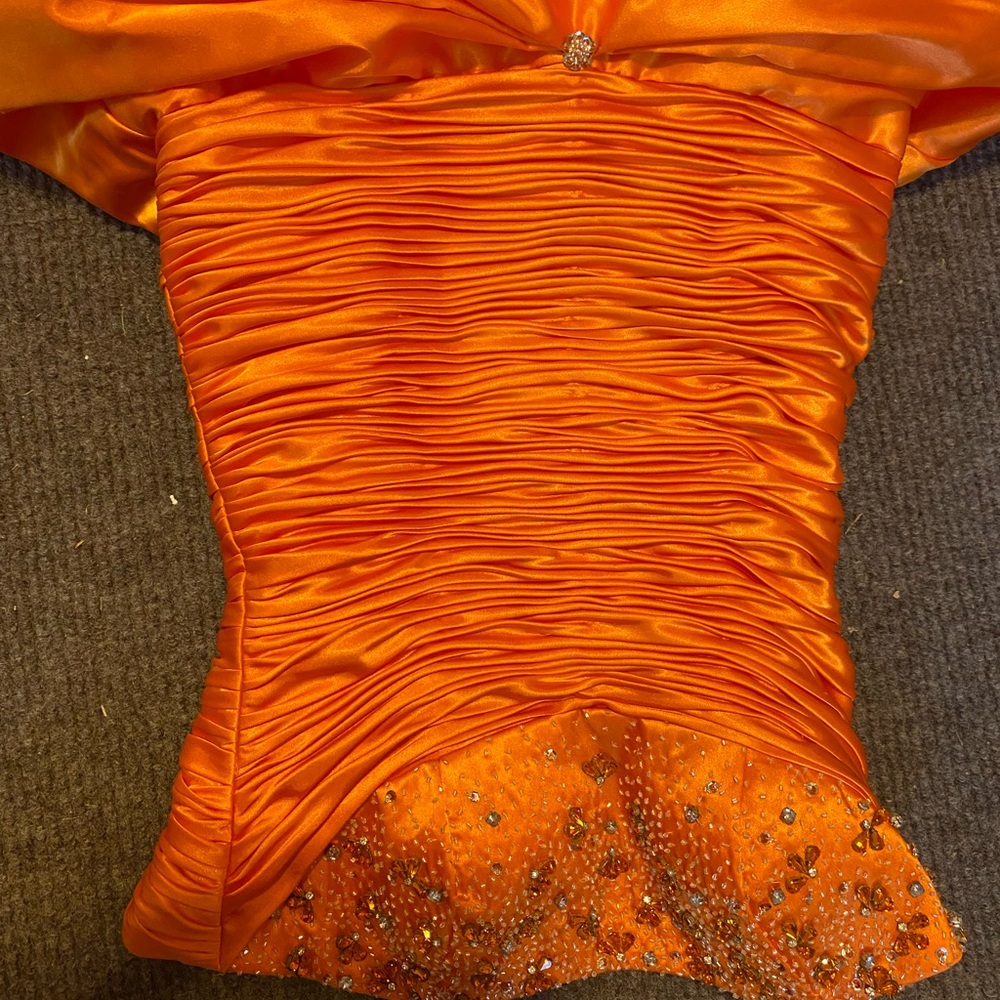 Orange ruffled ball gown PROM DRESS. - Picture 6 of 6